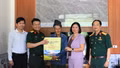Lãnh đạo tỉnh Lào Cai thăm, tặng quà người có công tại xã Cao Sơn