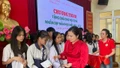 Trao 200 suất quà cho học sinh có hoàn cảnh đặc biệt khó khăn nhân dịp năm học mới
