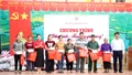 Hội Chữ thập đỏ tỉnh tổ chức Chương trình “Đồng hành trao tặng yêu thương” tại xã Cảm Nhân