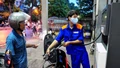 Giá xăng dầu đồng loạt giảm, RON 95 rời mốc 20.000 đồng/lít