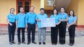 Liên đoàn Lao động tỉnh Lào Cai thăm, tặng quà đoàn viên, người lao động và người dân tỉnh Thái Nguyên bị ảnh hưởng mưa lũ
