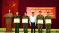 Việt Hồng khen thưởng 4 tập thể và 118 cá nhân tiêu biểu trong khắc phục hậu quả bão số 10
