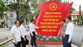 Trưởng ban Tuyên giáo và Dân vận Tỉnh ủy Dương Đức Huy kiểm tra công tác tuyên truyền, khánh tiết tại xã Bát Xát