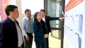 Phó Chủ tịch UBND tỉnh Vũ Thị Hiền Hạnh kiểm tra công tác chuẩn bị bầu cử tại đơn vị bầu cử số 4