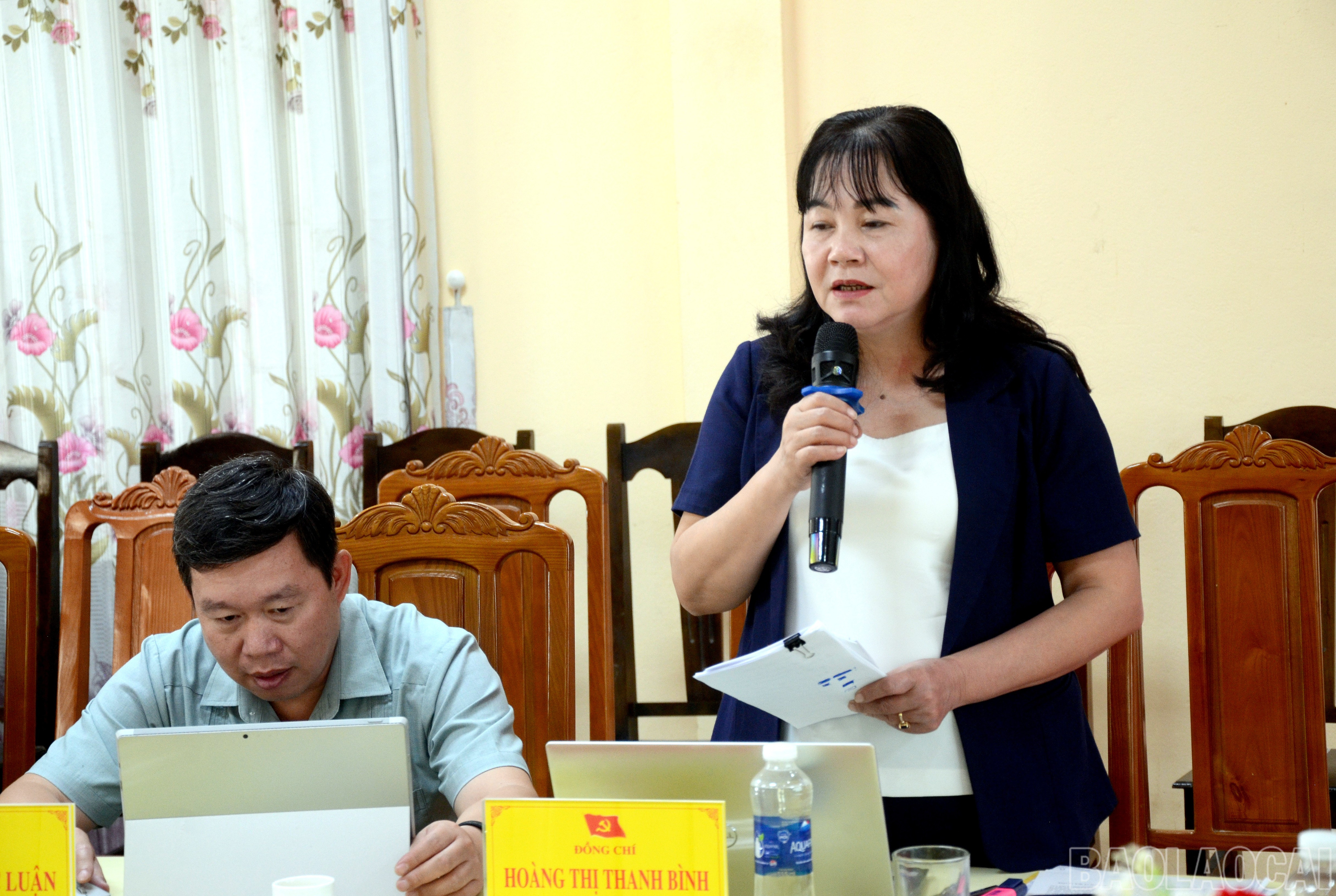 Phó Chủ tịch HĐND tỉnh Hoàng Thị Thanh Bình phát biểu tại buổi làm việc. baolaocai-br_dsc-5258.jpg