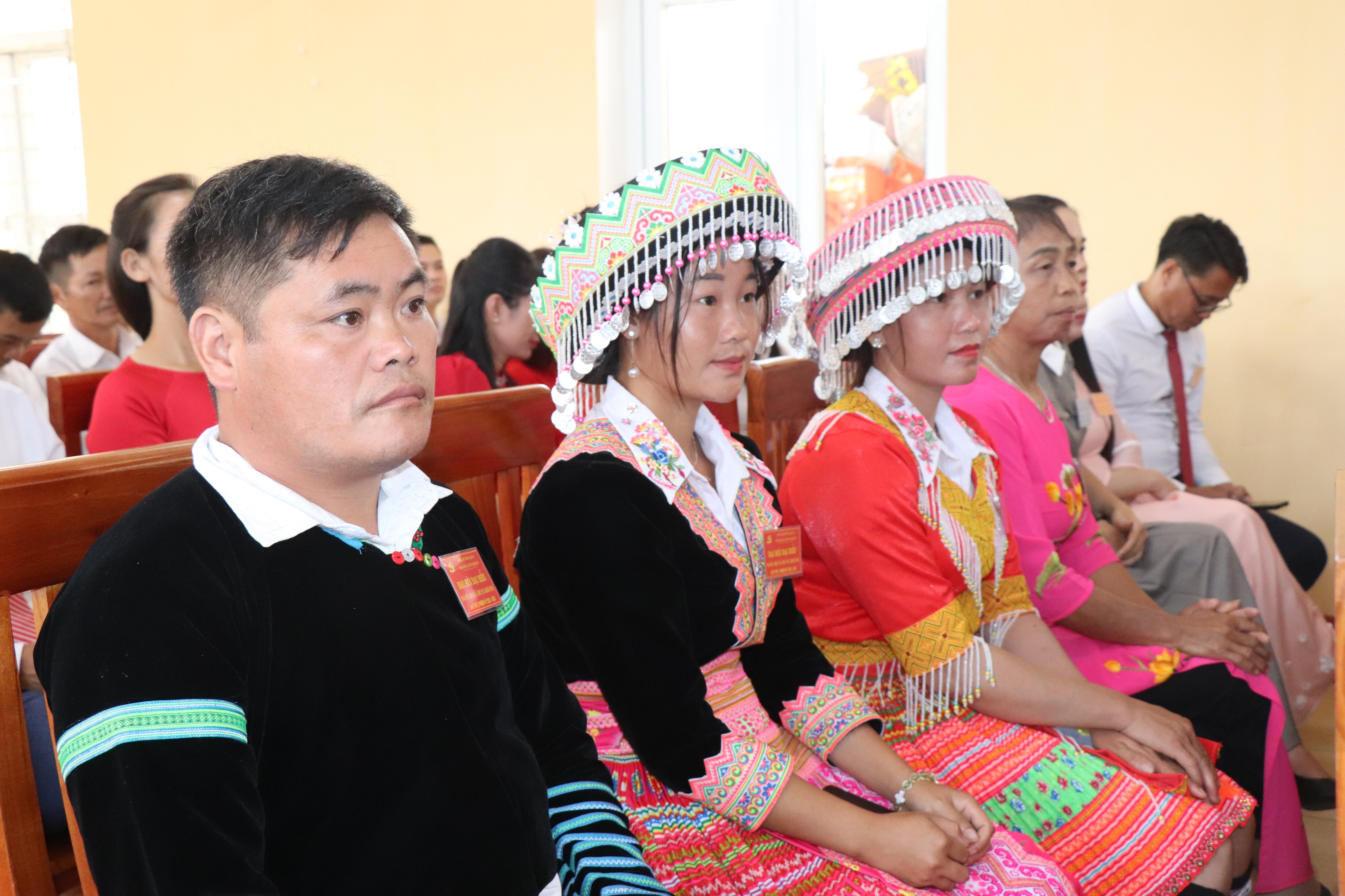 Các đại biểu tham dự đại hội. img-1250.jpg