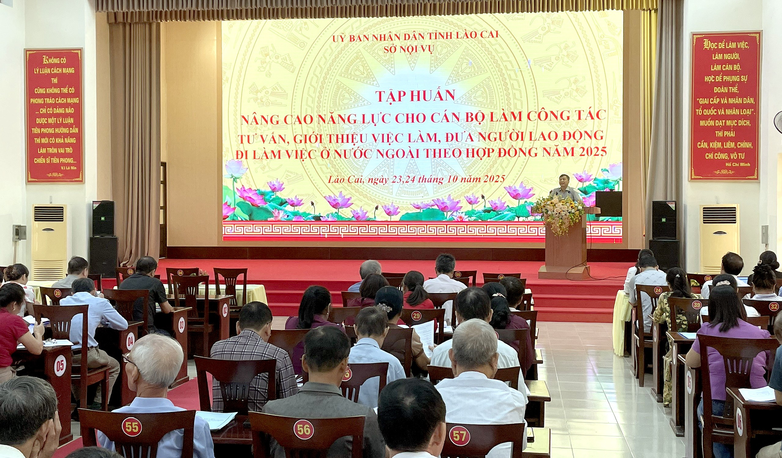 Quang cảnh lớp tập huấn. tap-huan12.jpg