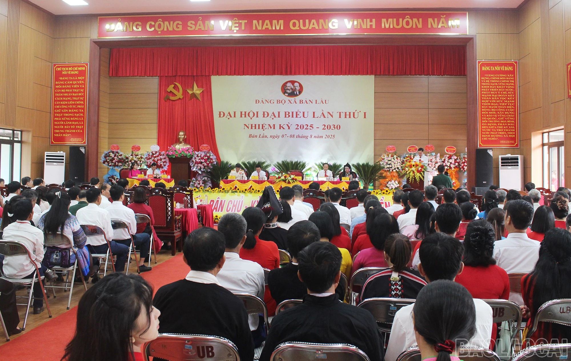 Quang cảnh đại hội.