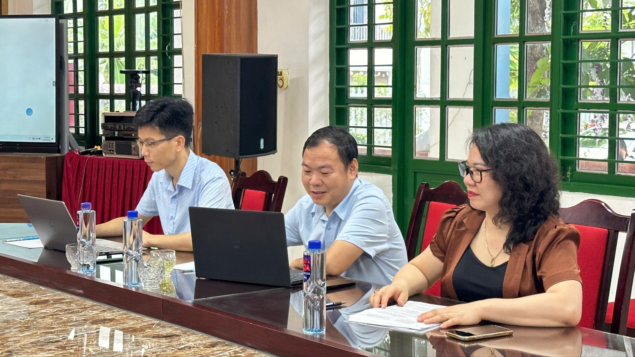 Ban Giám khảo cuộc thi. z6714448338873-3560d6bd9628c1d8ca956d037fbc84f4-2484.jpg