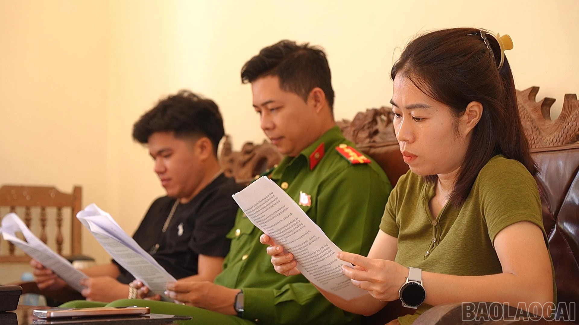 baolaocai-br_sequence-0100-52-54-57still018.jpg