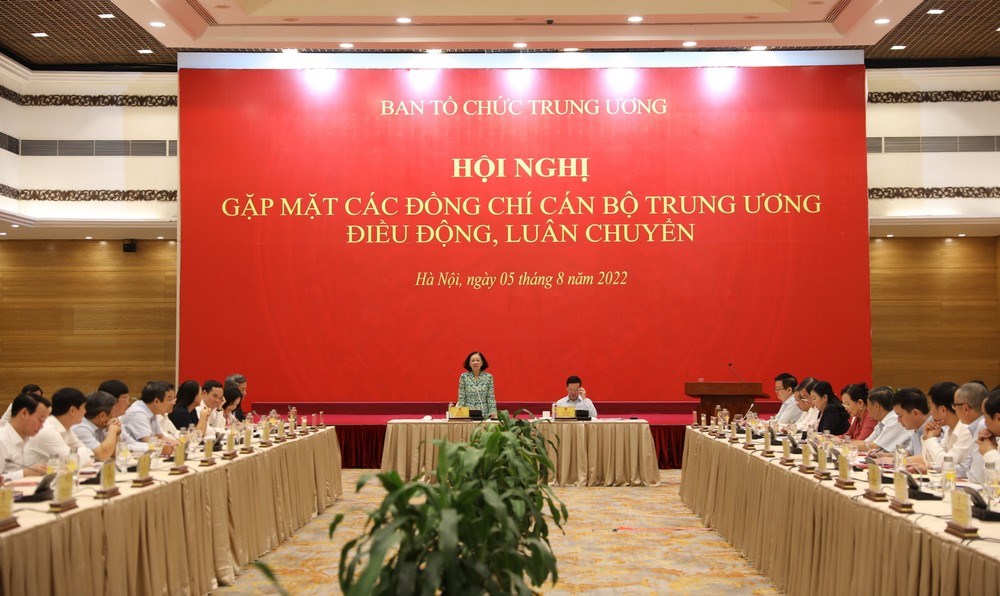 Phải trở thành một phần không thể thiếu của địa phương nơi được điều động, luân chuyển ảnh 2 Phải trở thành một phần không thể thiếu của địa phương nơi được điều động, luân chuyển ảnh 2