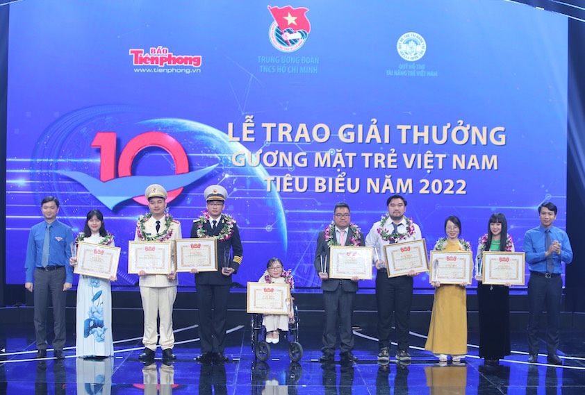 Trao Giải thưởng Gương mặt trẻ Việt Nam tiêu biểu năm 2022 ảnh 3 Trao Giải thưởng Gương mặt trẻ Việt Nam tiêu biểu năm 2022 ảnh 3