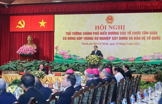 Đồng bào theo đạo là bộ phận máu thịt của dân tộc Việt Nam, của khối đại đoàn kết toàn dân tộc ảnh 2