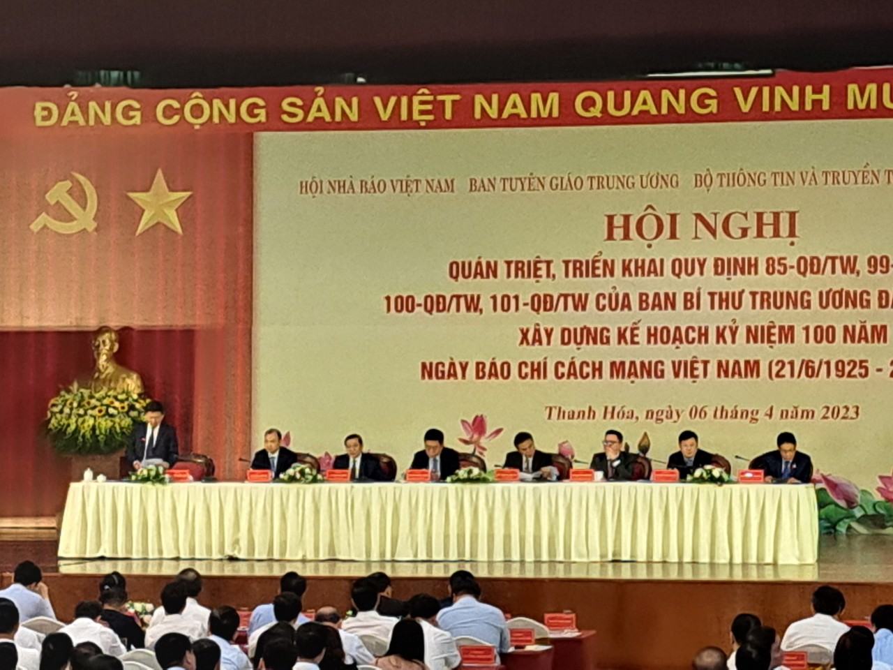 Xây dựng đội ngũ lãnh đạo cơ quan báo chí, xuất bản đáp ứng tình hình mới ảnh 2 Xây dựng đội ngũ lãnh đạo cơ quan báo chí, xuất bản đáp ứng tình hình mới ảnh 2
