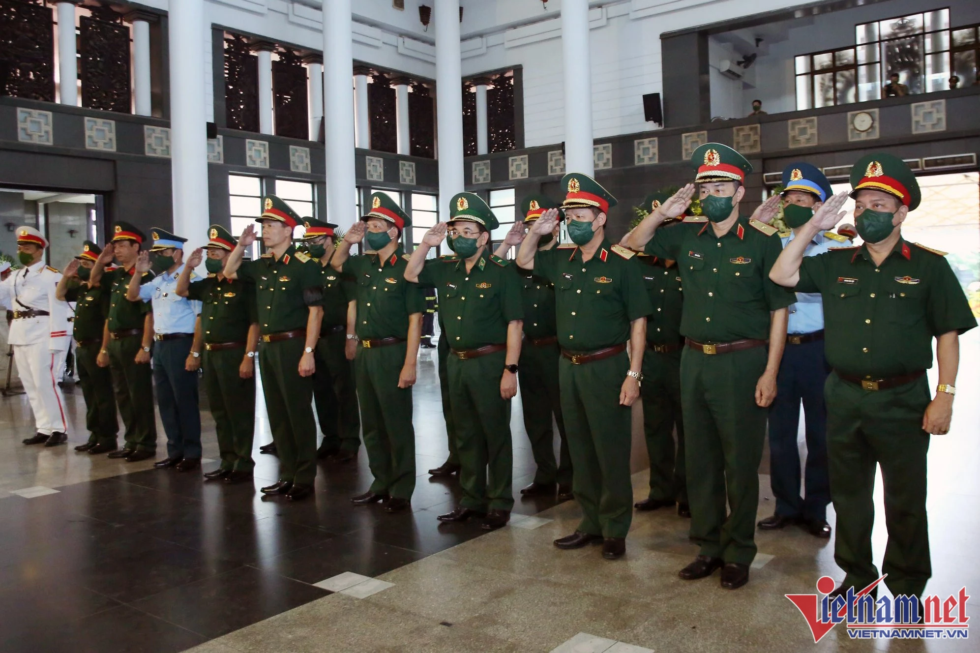 Tiễn biệt 3 cảnh sát hy sinh khi chữa cháy ảnh 14