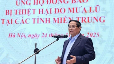 Thủ tướng: Cần nguồn lực lớn và nhiều thời gian để khắc phục hậu quả mưa lũ