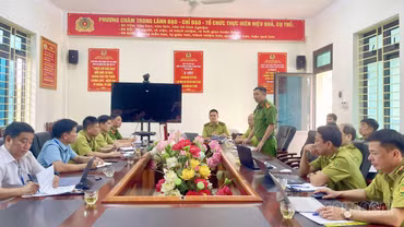 Đoàn kiểm tra công tác bảo vệ rừng và phòng cháy, chữa cháy rừng tỉnh Lào Cai làm việc tại xã Khánh Yên