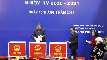Tổng Bí thư Tô Lâm bỏ phiếu bầu cử tại phường Ba Đình, Hà Nội