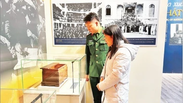 Hòm phiếu của niềm tin