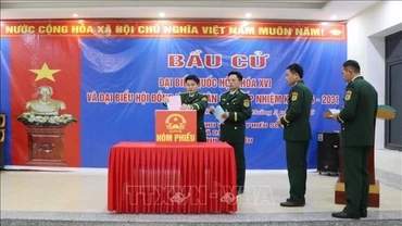 "Làm việc nước bây giờ là hy sinh, là phấn đấu, quên lợi riêng mà nghĩ lợi chung"