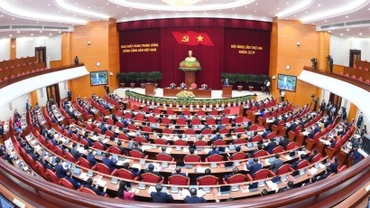 Thông cáo báo chí ngày làm việc thứ nhất Hội nghị Trung ương 2 khoá XIV