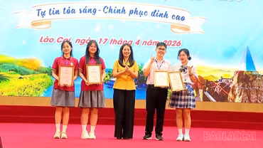 Sôi nổi chung kết Cuộc thi Tài năng tiếng Anh học sinh Lào Cai năm học 2025 - 2026