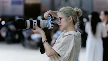 Những công việc giúp giới trẻ "hái ra tiền" dịp Tết