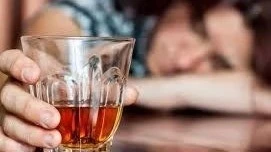 Những dấu hiệu ngộ độc rượu không thể bỏ qua