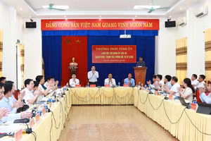 Thường trực Tỉnh ủy làm việc với Thường trực Đảng ủy các xã thuộc huyện Trạm Tấu (cũ)