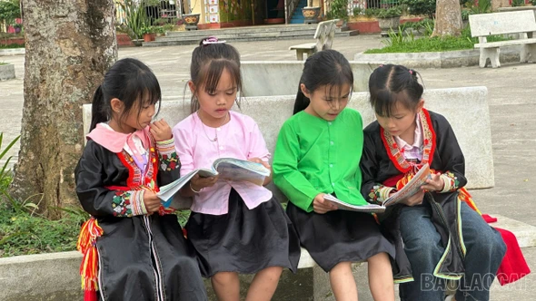 Câu lạc bộ thủ lĩnh của sự thay đổi ở Khai Trung