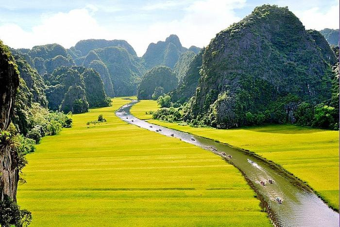 Mùa hè này nhất định phải đến Ninh Bình  ảnh 3 Mùa hè này nhất định phải đến Ninh Bình - bởi vẻ đẹp không thể rời mắt Ảnh 3