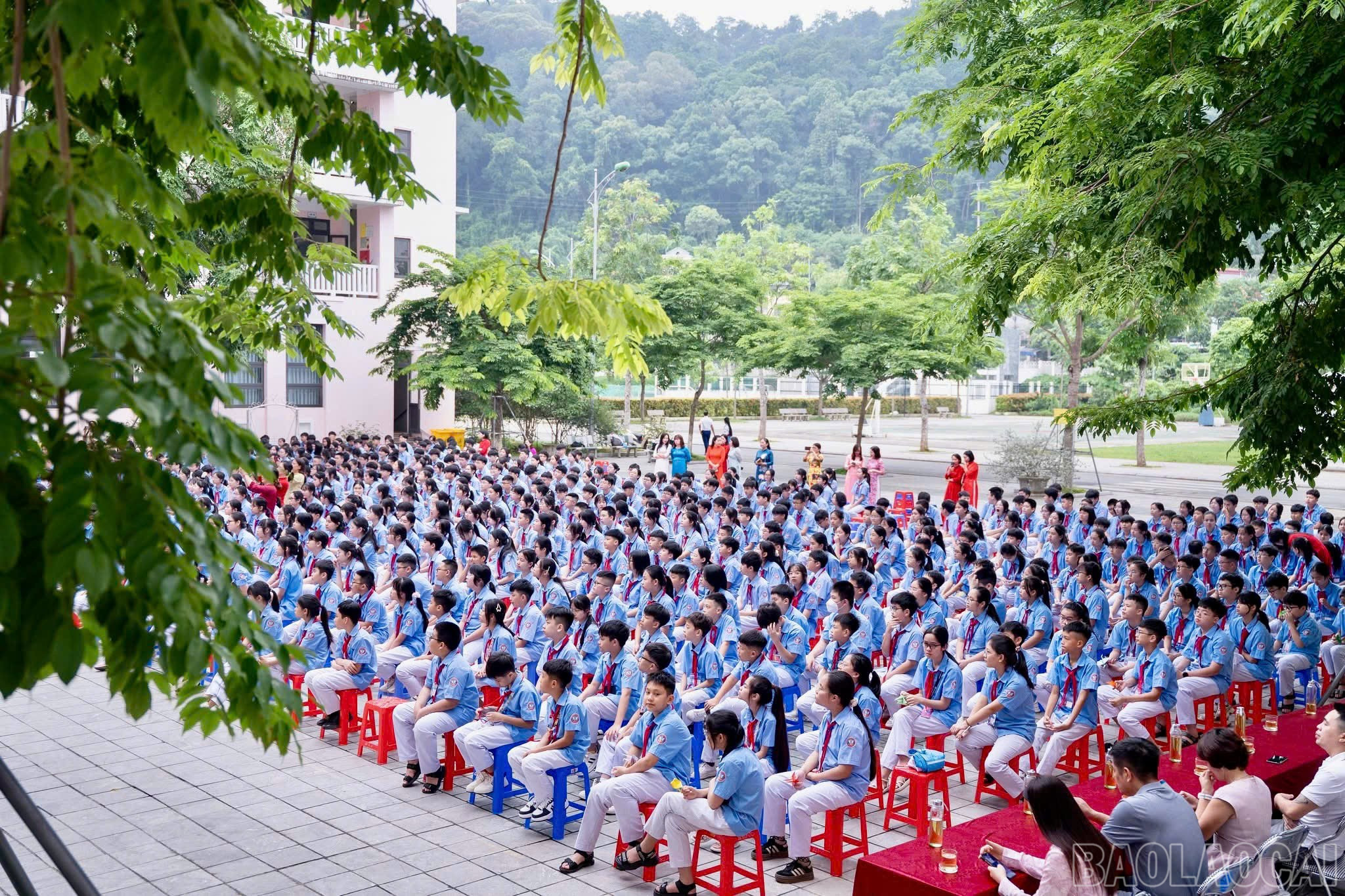 L'école secondaire Le Quy Don et l'école secondaire Ly Tu Trong sont deux écoles secondaires clés de la ville de Lao Cai. baolaocai-br_z6642848025034-07c4f476f9d50effc64ad820e63090a7.jpg