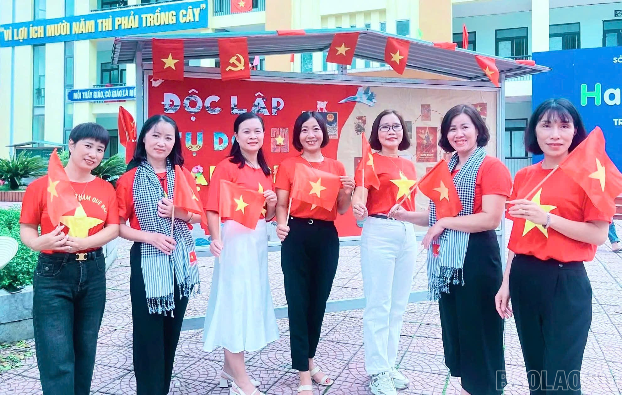 Trường THPT Hoàng Văn Thụ, xã Lục Yên tổ chức nhiều hoạt động kỷ niệm 80 năm Quốc khánh 2/9. baolaocai-br_z6970216232883-1df6f22d73302a734115ec66c8b69c3c.jpg