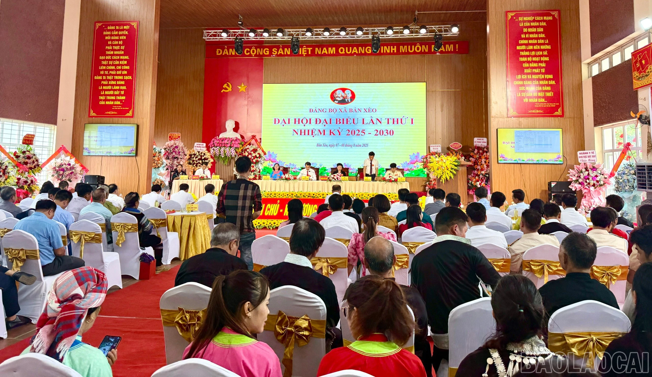 Quang cảnh đại hội.