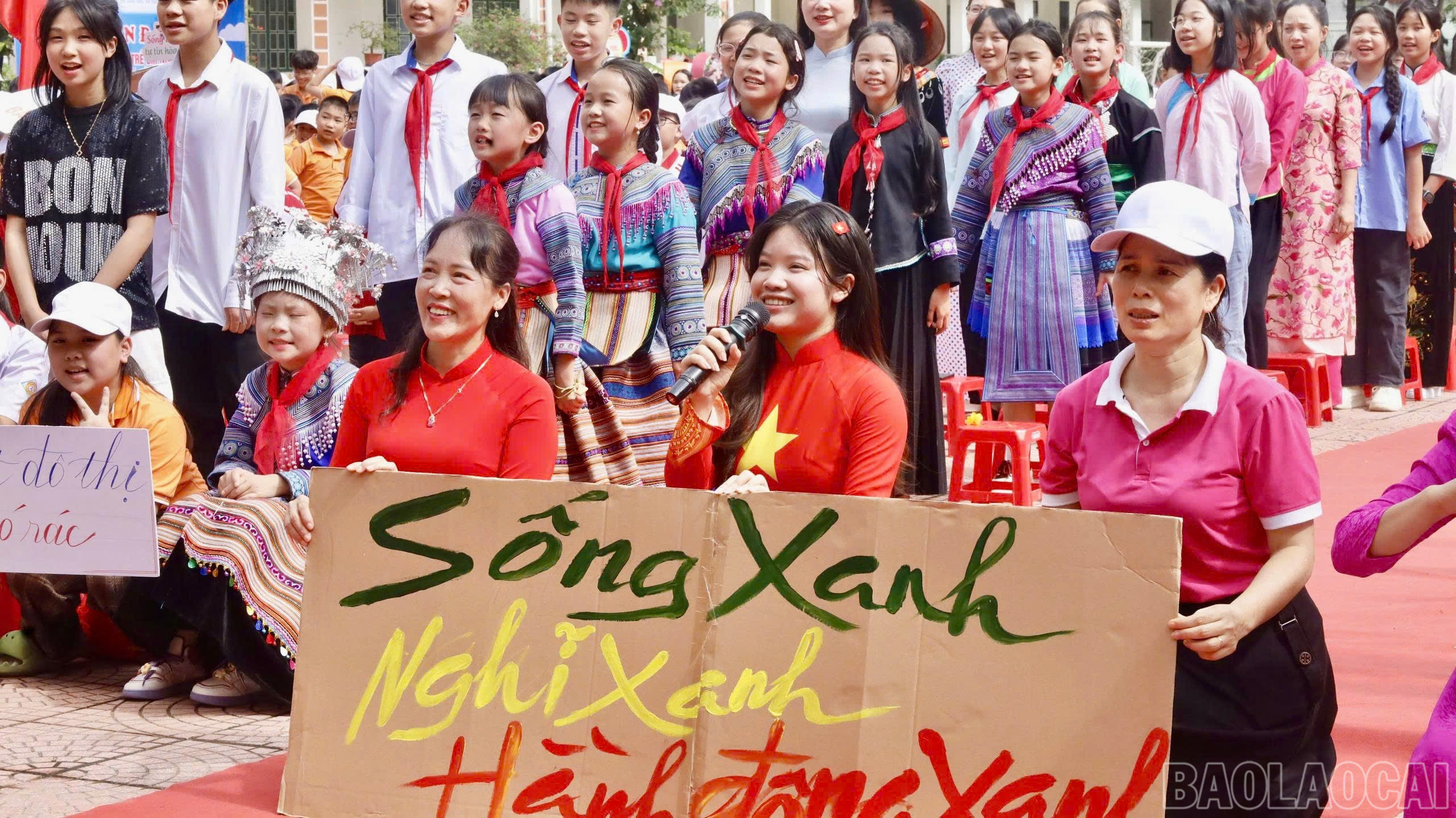 Nguyễn Thị Ánh, thủ lĩnh Cộng đồng Xanh Việt Nam truyền cảm hứng bảo vệ môi trường, thực hiện Chiến dịch “Clean Up Việt Nam" lần 7. baolaocai-br_z6654574086502-1e0f020f3eb5b03c0b9253de79a2fe84.jpg