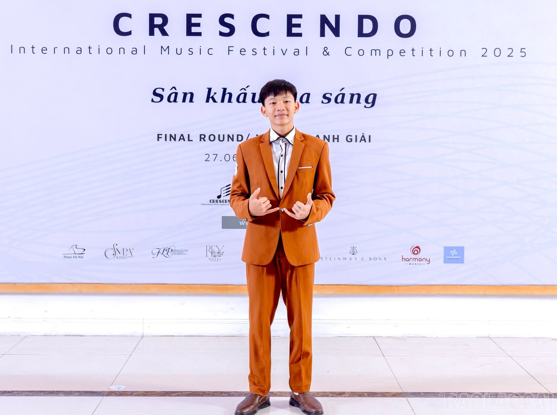 Nguyen Nhat Minh, Canadian International School - Lao Cai (Cam Duong ward) won the Bronze Medal at Crescendo 2025. baolaocai-br_z6764514764748-67a2d66277e1adab181a1088f75a1385.jpg