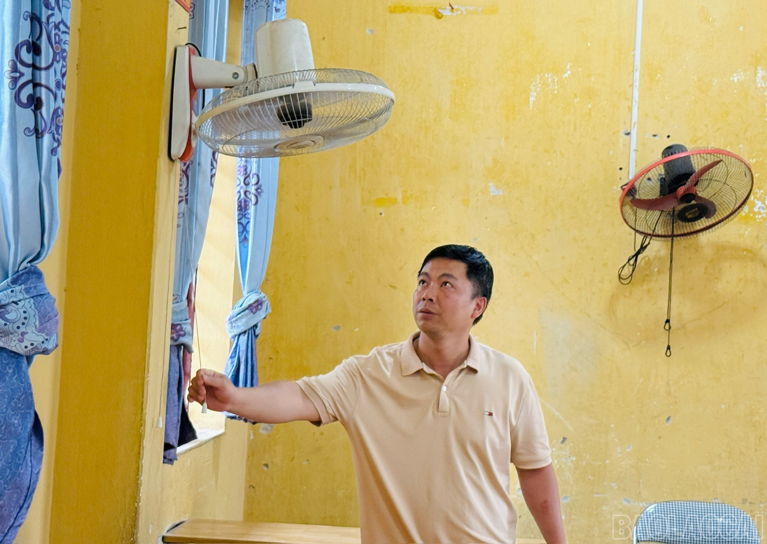 Các trường được chọn đặt điểm thi chủ động rà soát về cơ sở vật chất chuẩn bị cho kỳ thi. baolaocai-br_z6737574173759-c93d5d12977b64fe62f7f100f68deecf.jpg