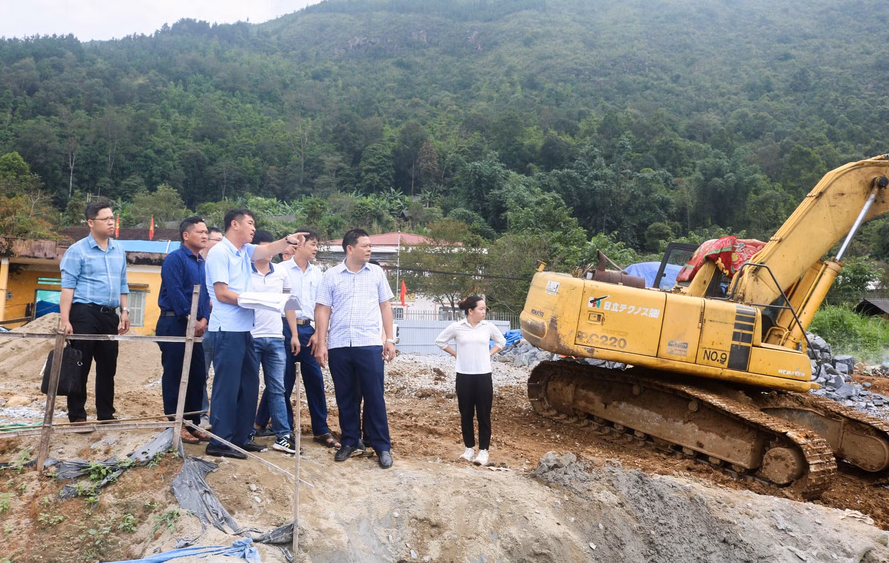 Đẩy nhanh tiến độ các công trình xây dựng cơ bản.jpg