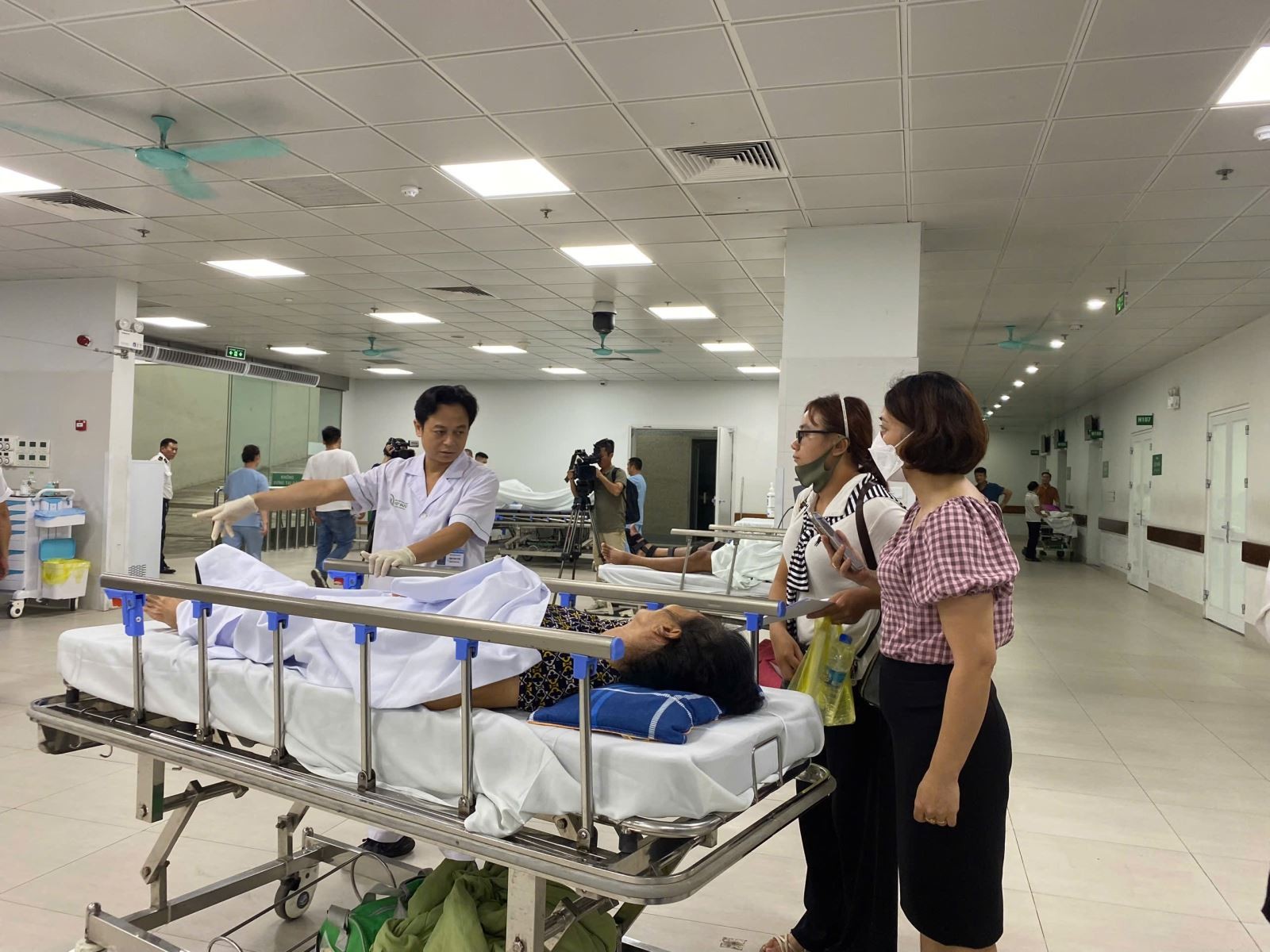 Bộ Y tế yêu cầu phải bảo đảm tất cả người bệnh cấp cứu được khám và điều trị kịp thời dịp Tết Nguyên đán Ất Tỵ 2025. Ảnh tư liệu - minh họa: Tạ Nguyên/Báo Tin tức Bộ Y tế yêu cầu phải bảo đảm tất cả người bệnh cấp cứu được khám và điều trị kịp thời dịp Tết Nguyên đán Ất Tỵ 2025. Ảnh tư liệu - minh họa: Tạ Nguyên/Báo Tin tức