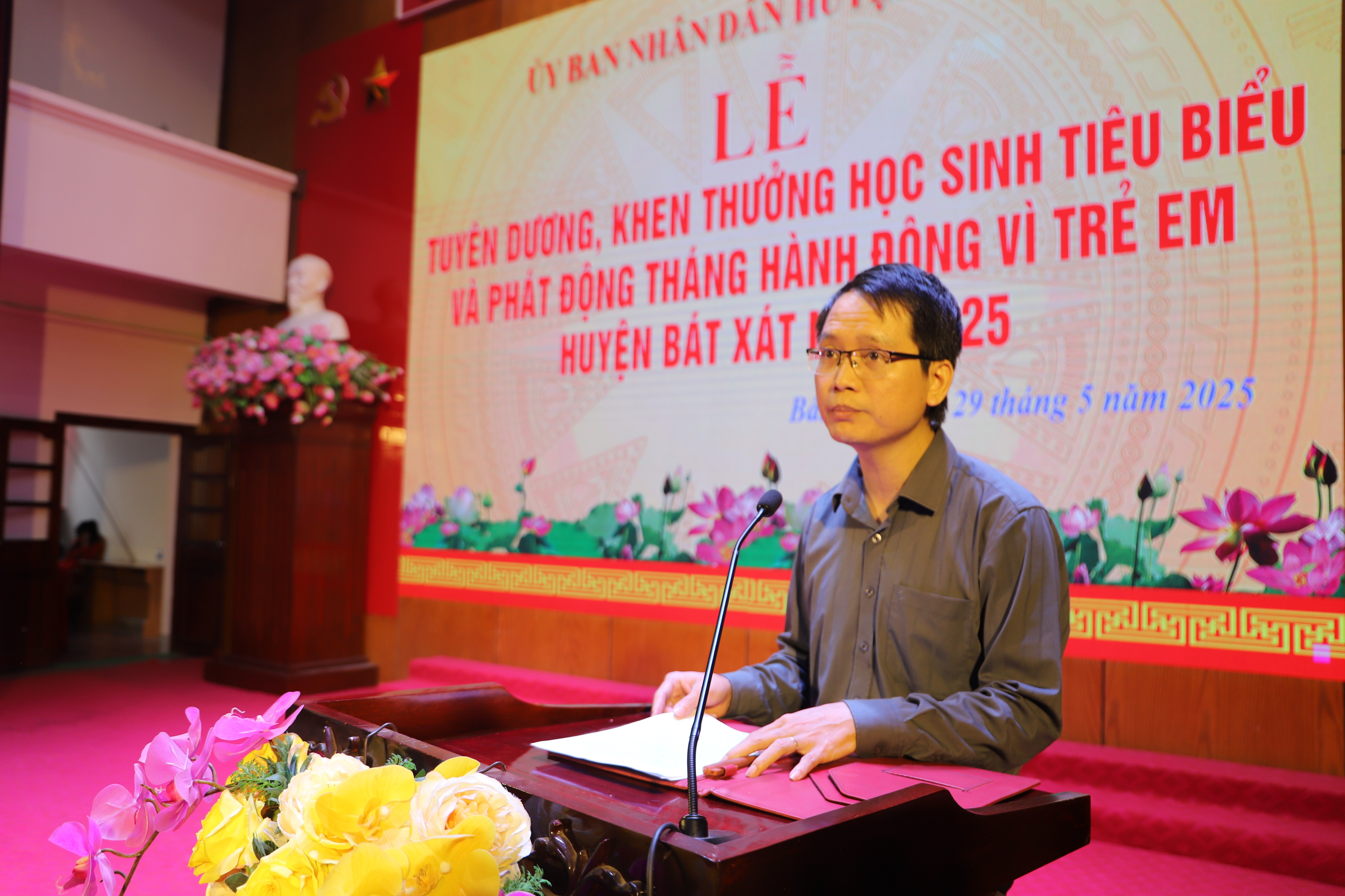 Phát động Tháng hành động vì trẻ em năm 2025. 02.jpg