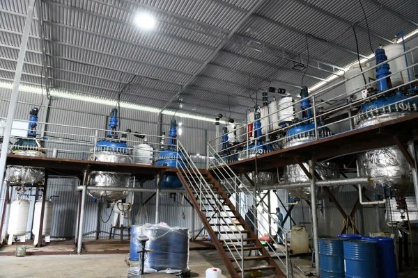 Dây chuyển sản xuất ma túy tổng hợp.