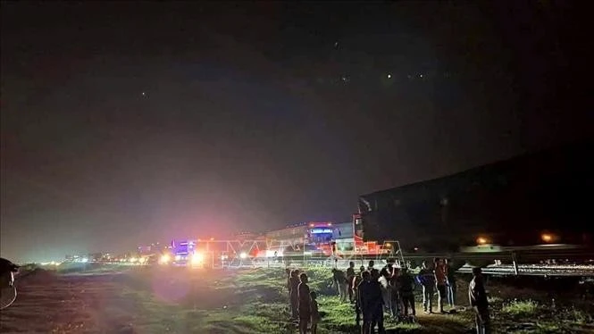 Vụ tai nạn làm kẹt xe nghiêm trọng kéo dài trên cao tốc Vĩnh Hảo - Phan Thiết. Ảnh tư liệu: Nguyễn Thanh/ TTXVN