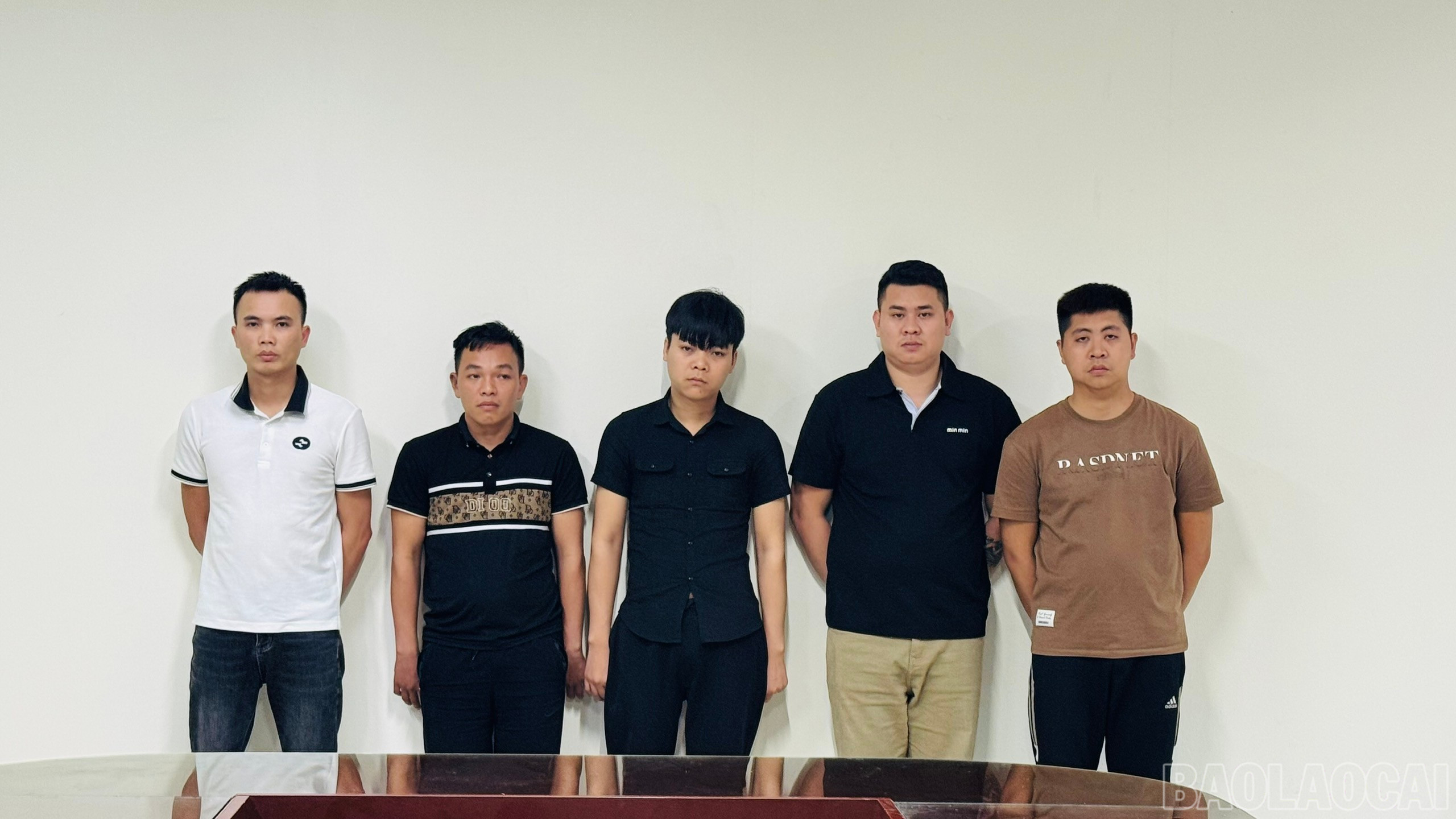 Các đối tượng tại cơ quan điều tra. baolaocai-br_anh-2-cac-doi-tuong-tai-co-quan-cong-an.jpg