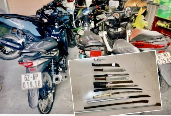 Tang vật thu giữ từ các đối tượng.