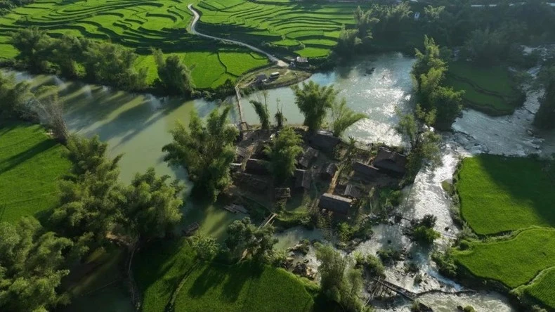 Phim được lấy bối cảnh tại tỉnh Cao Bằng.