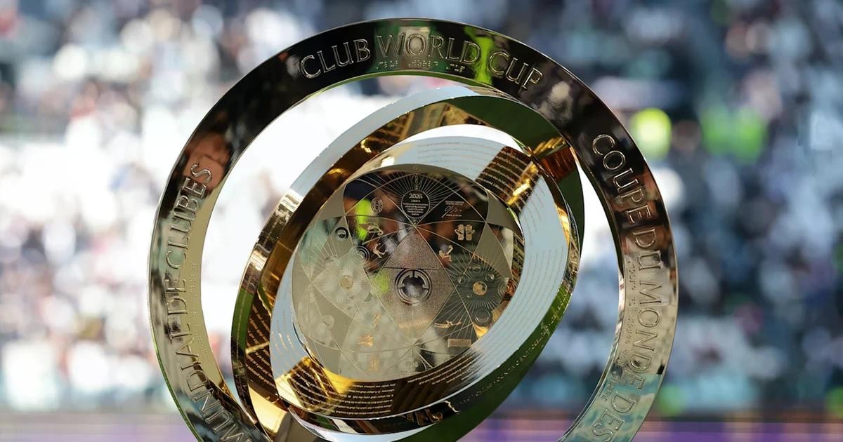 Cúp vô địch FIFA Club World Cup 2025. club-world-cup-trophy-italy-copy.jpg