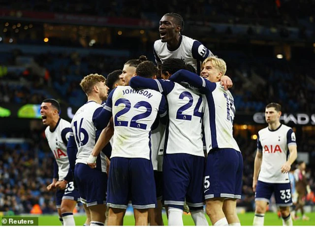 Tottenham thắng Man City hai lần trong vòng 3 tuần