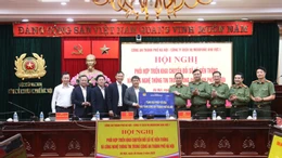 Công an TP Hà Nội và Công ty MobiFone Khu vực 1 tổ chức hội nghị phối hợp triển khai chuyển đổi số về viễn thông và công nghệ thông tin. Ảnh: Tiến Tuấn