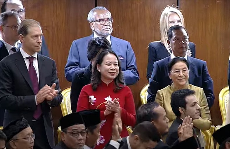 Phó Chủ tịch nước Võ Thị Ánh Xuân dự Lễ nhậm chức Tổng thống Indonesia. Phó Chủ tịch nước Võ Thị Ánh Xuân dự Lễ nhậm chức Tổng thống Indonesia.