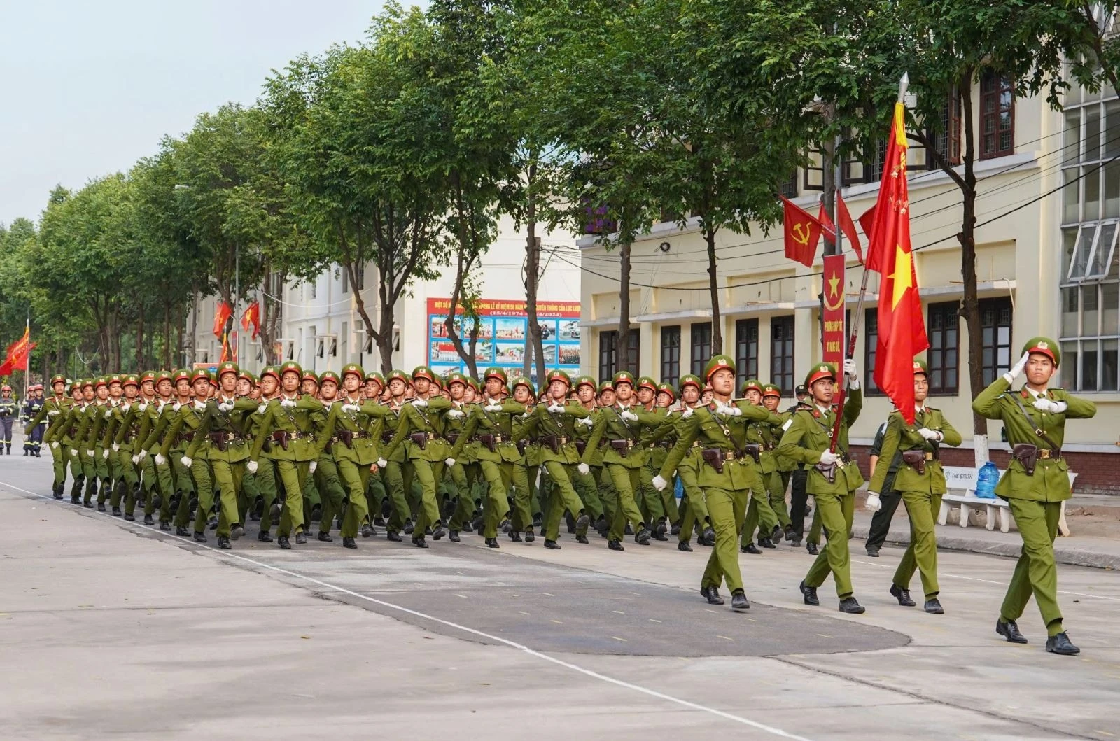 Các đội hình tham gia diễu binh đã có mặt tại Đồng Nai tập luyện và chờ ngày lên TP Hồ Chí Minh tổng duyệt.